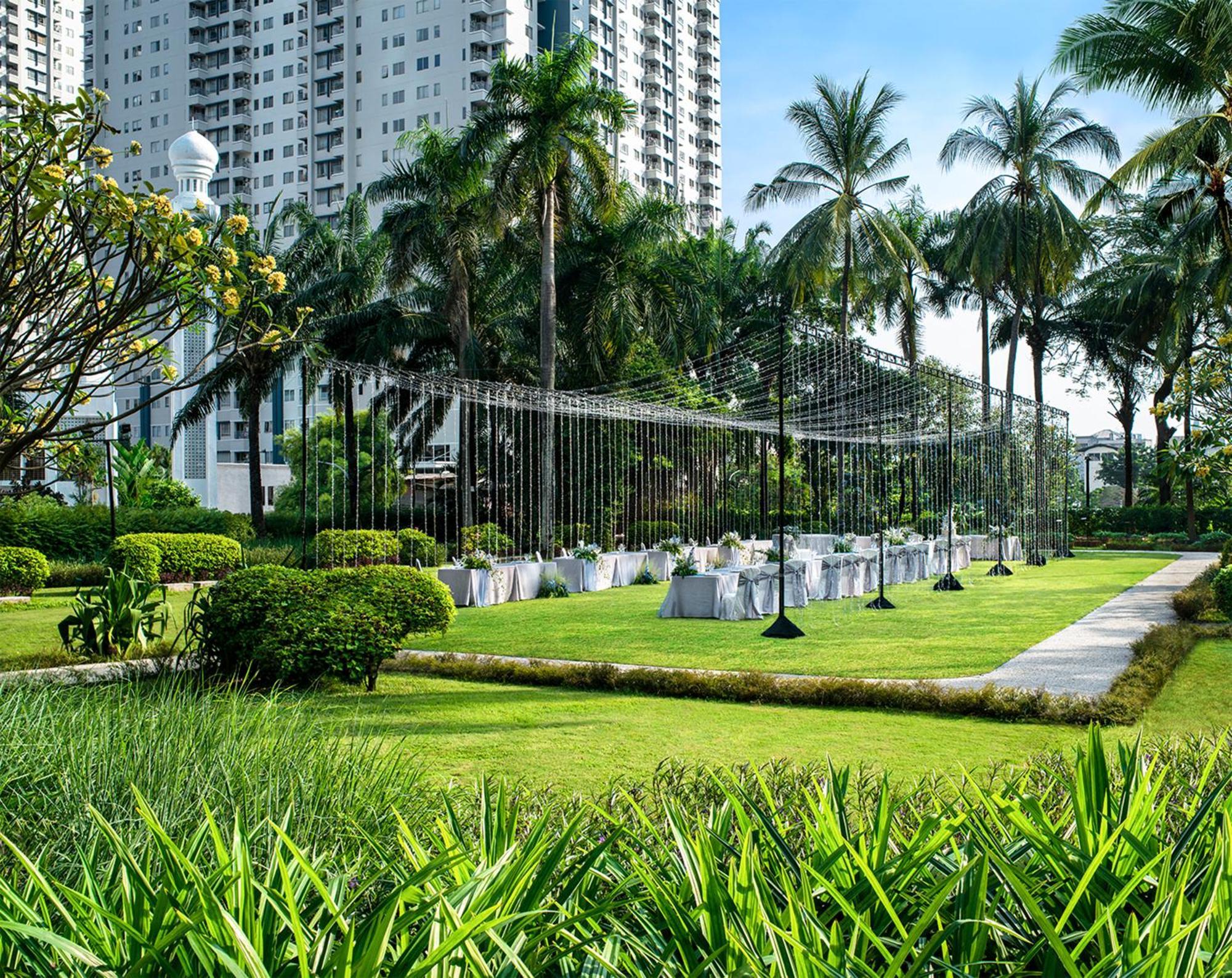 Shangri-La Jakarta Exterior foto